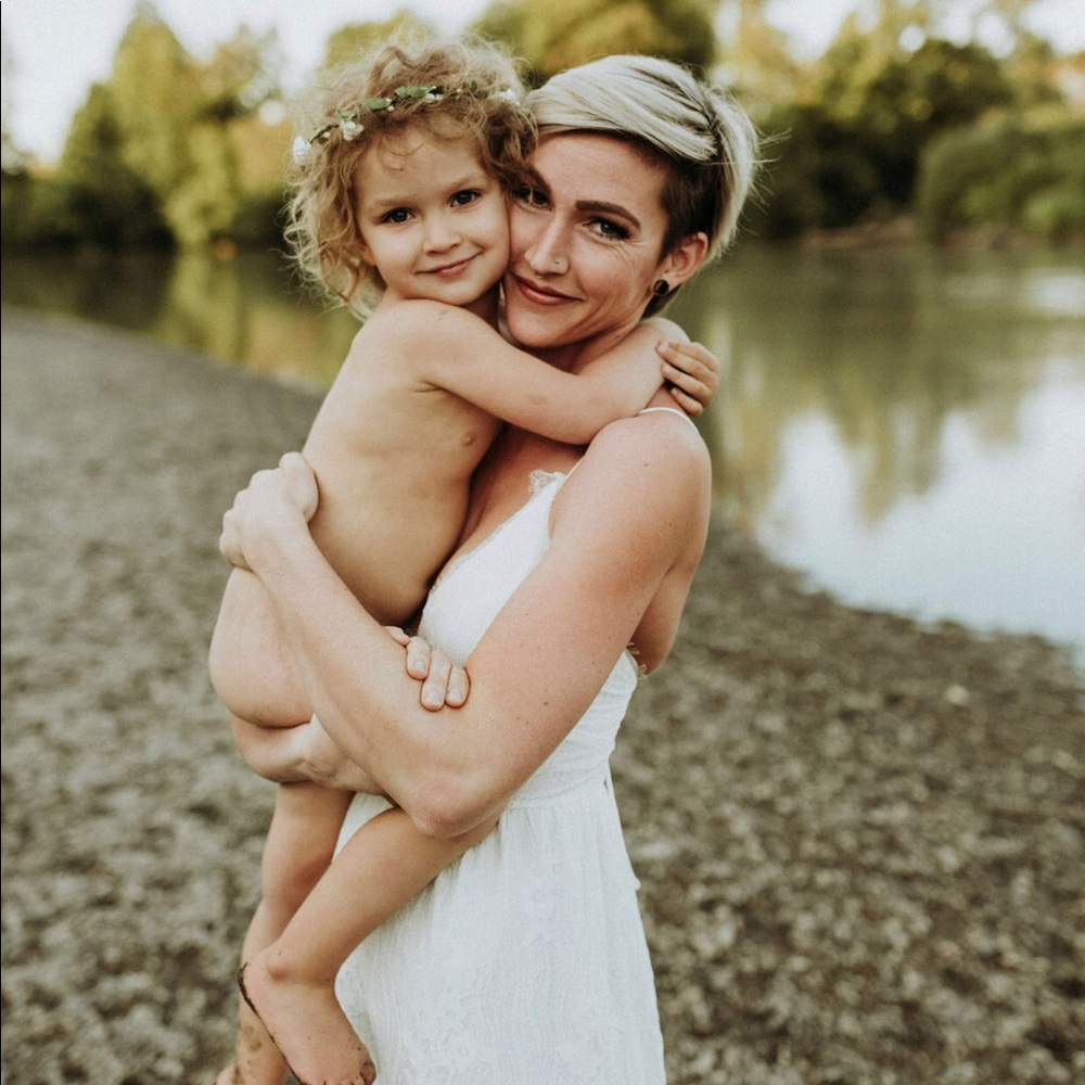 Meet your Posher, Jennifer